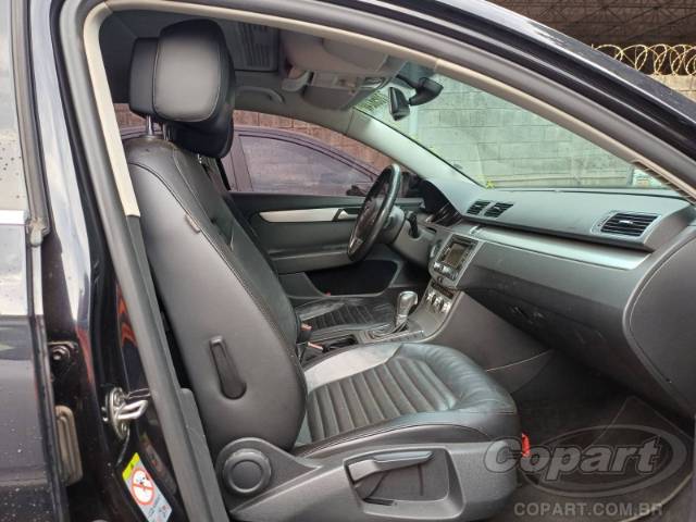 2012 VOLKSWAGEN PASSAT 