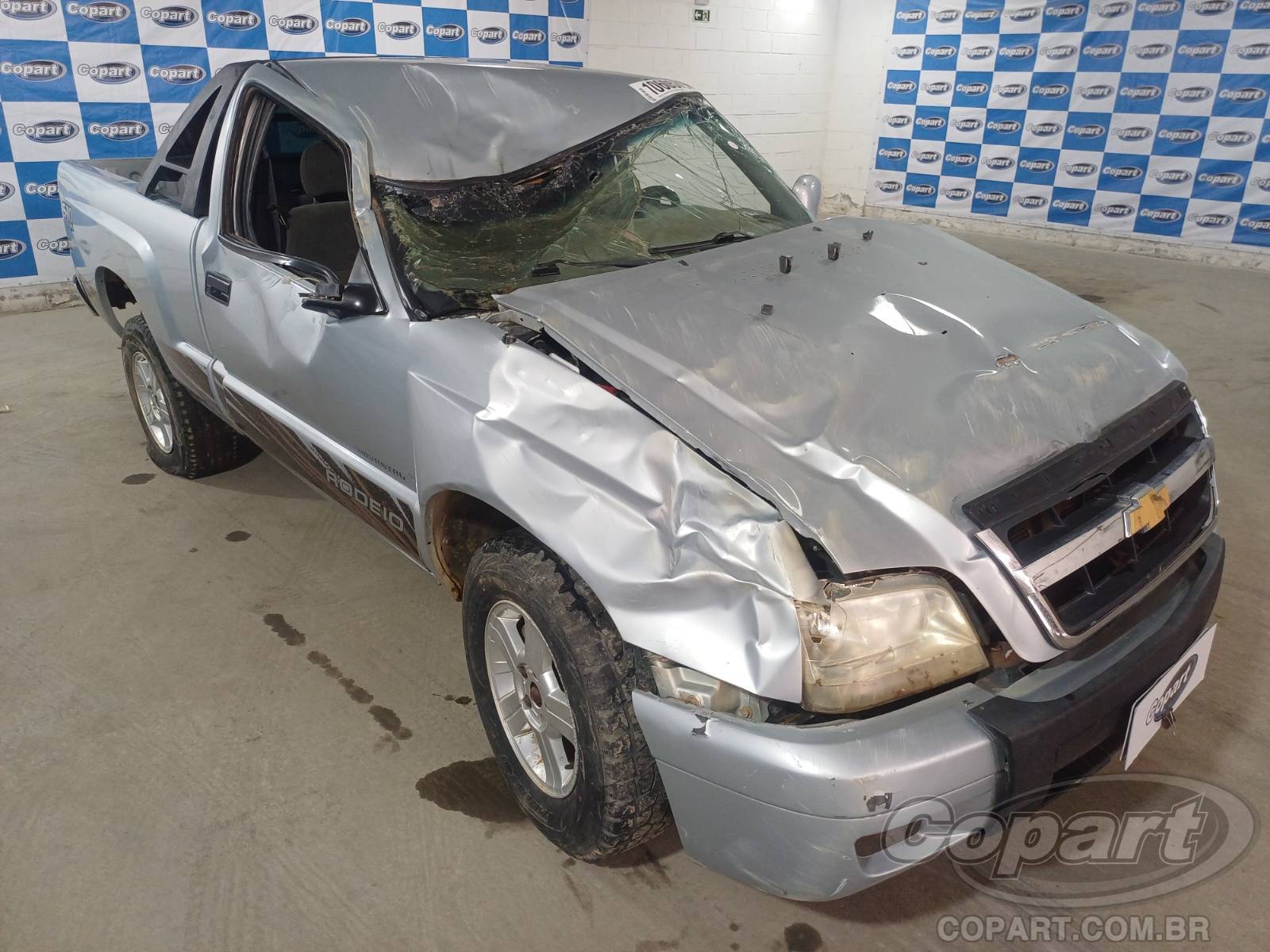 Veículo CHEVROLET S10 CHEVROLET S10 Advantage 2.4 FlexPower 2010 2011 em leilão