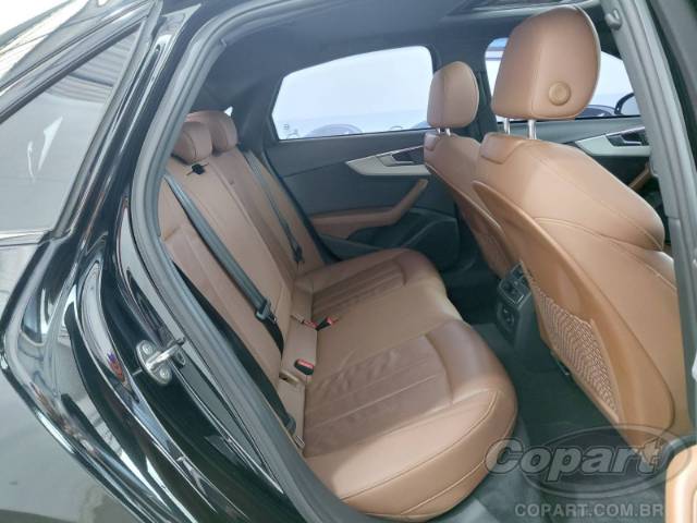 2022 AUDI A4 