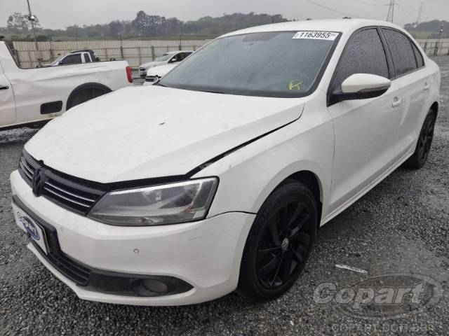2013 VOLKSWAGEN JETTA 