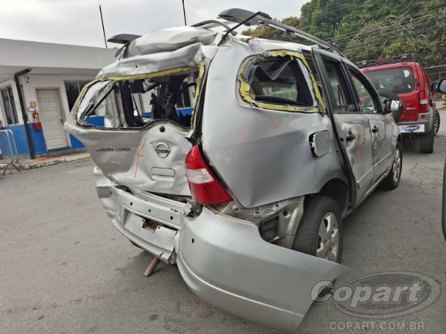 2012 NISSAN GRAND LIVINA 
