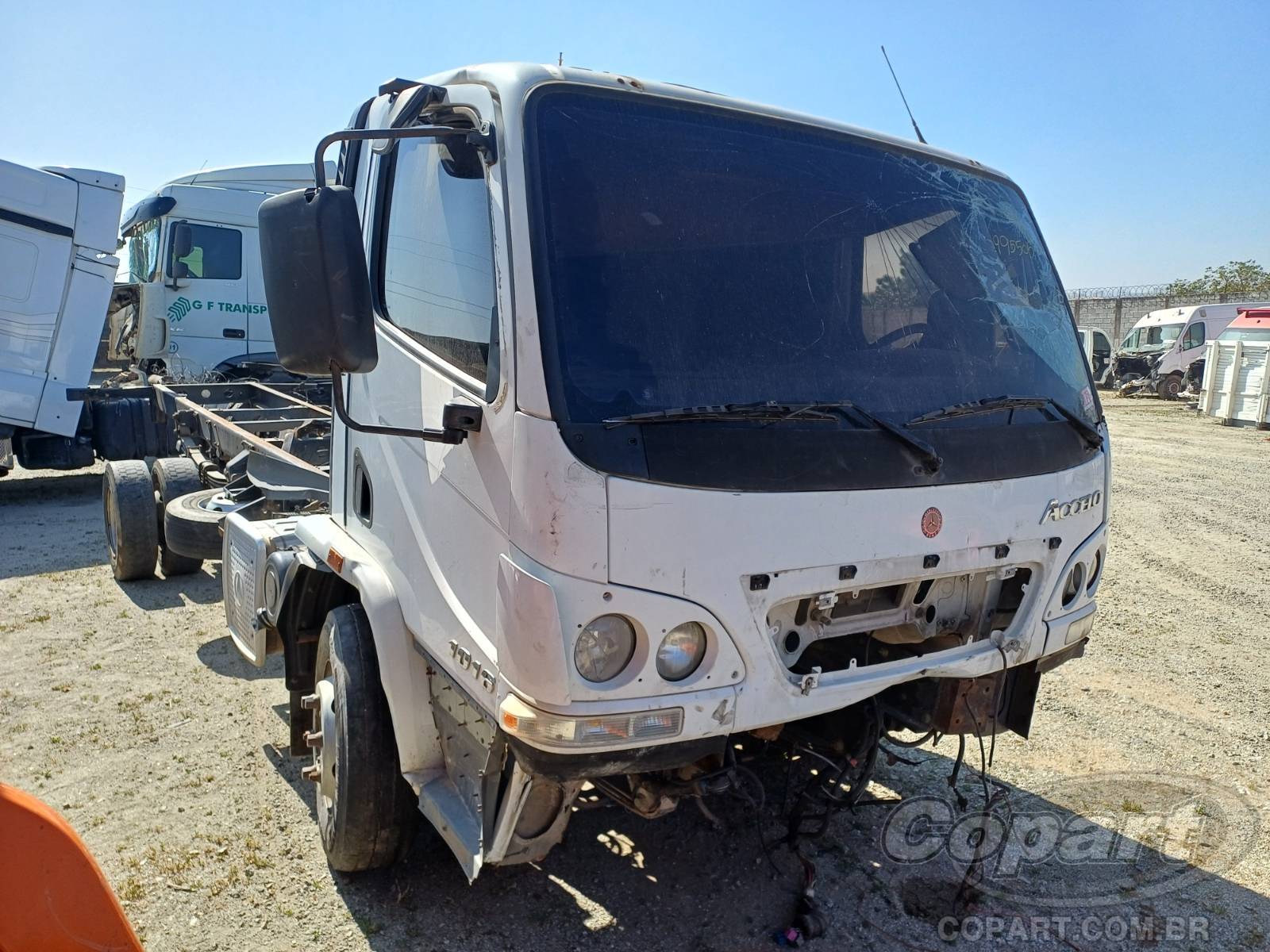 2013 MERCEDES BENZ ACCELO 1016 Caminhão