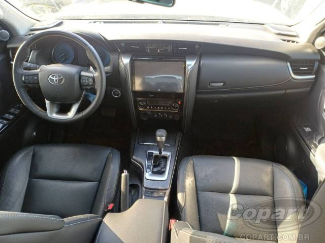 2024 TOYOTA SW4 