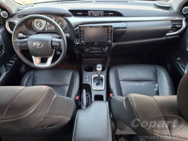 2021 TOYOTA HILUX CD 