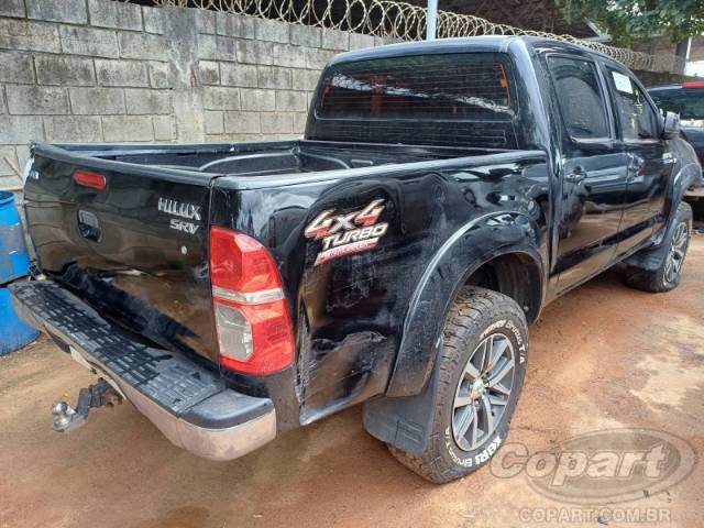 2011 TOYOTA HILUX CD 