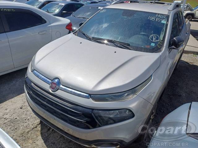 2017 FIAT TORO 