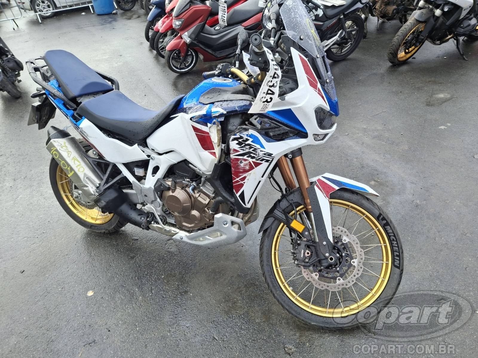 CRF 1100L