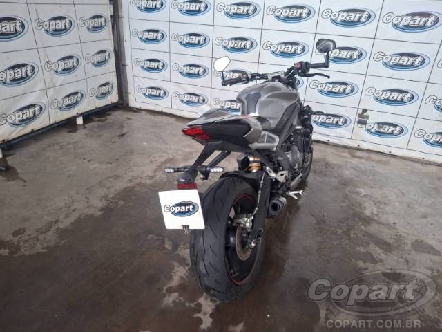 2020 TRIUMPH STREET TRIPLE 