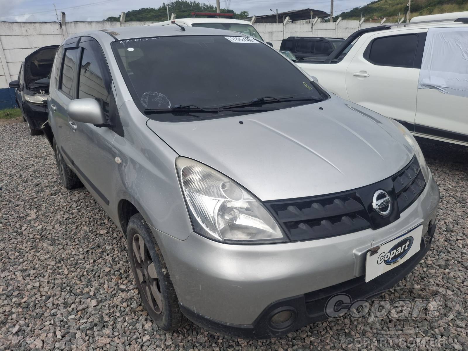 2010 NISSAN LIVINA