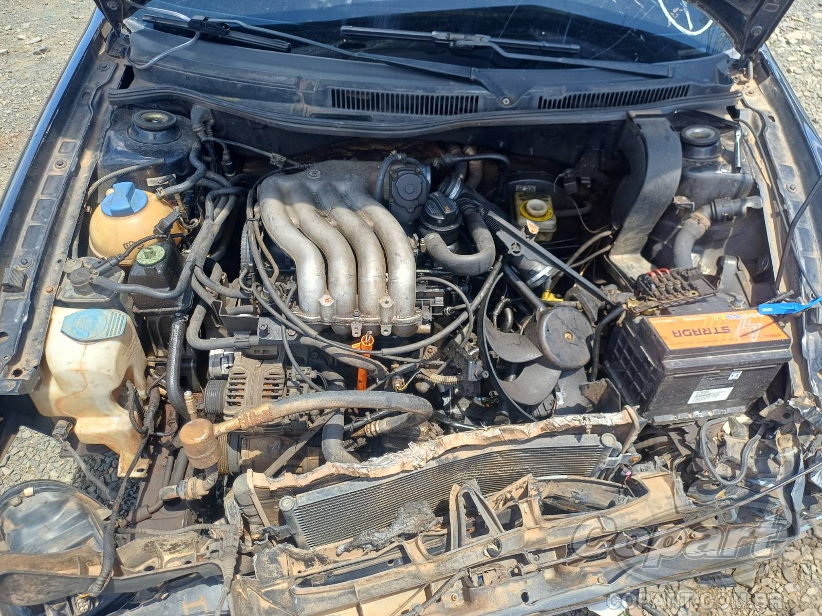 2001 VOLKSWAGEN GOLF — foto 7 de 10
