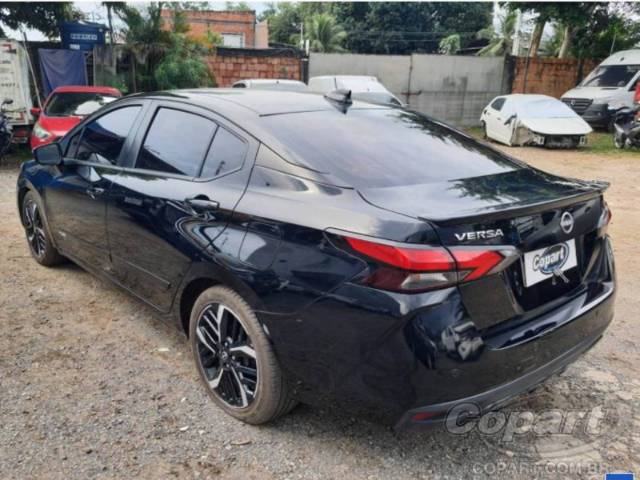 2024 NISSAN VERSA 