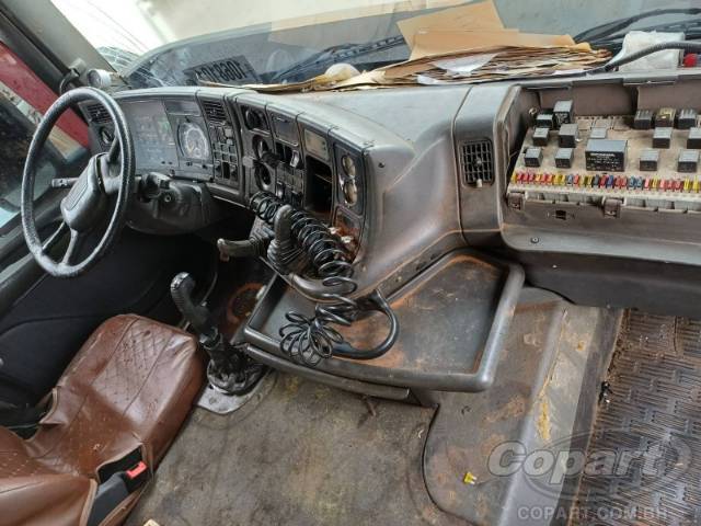 2004 SCANIA R124 