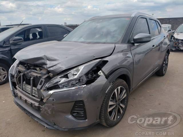 2025 NISSAN Kicks Play 