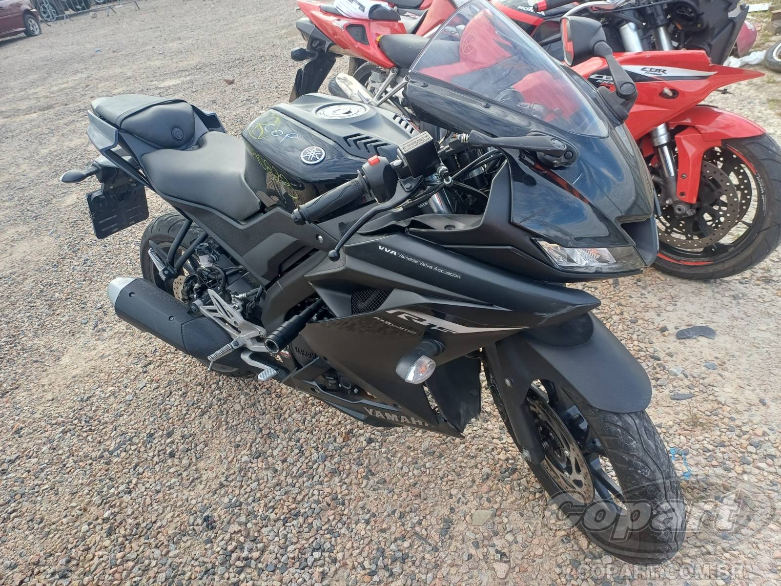 YZF R15
