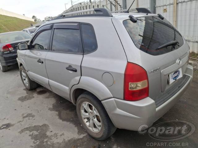 2010 HYUNDAI TUCSON 