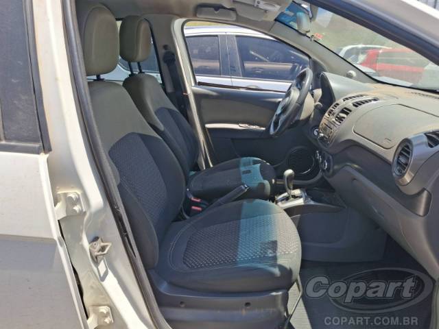 2015 FIAT GRAND SIENA 