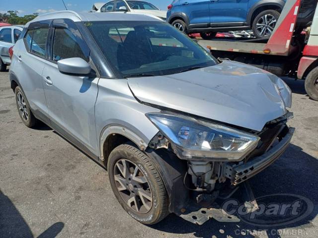 2018 NISSAN KICKS 