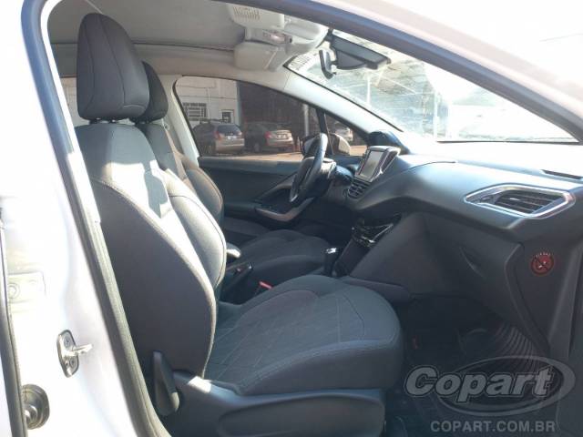 2015 PEUGEOT 208 