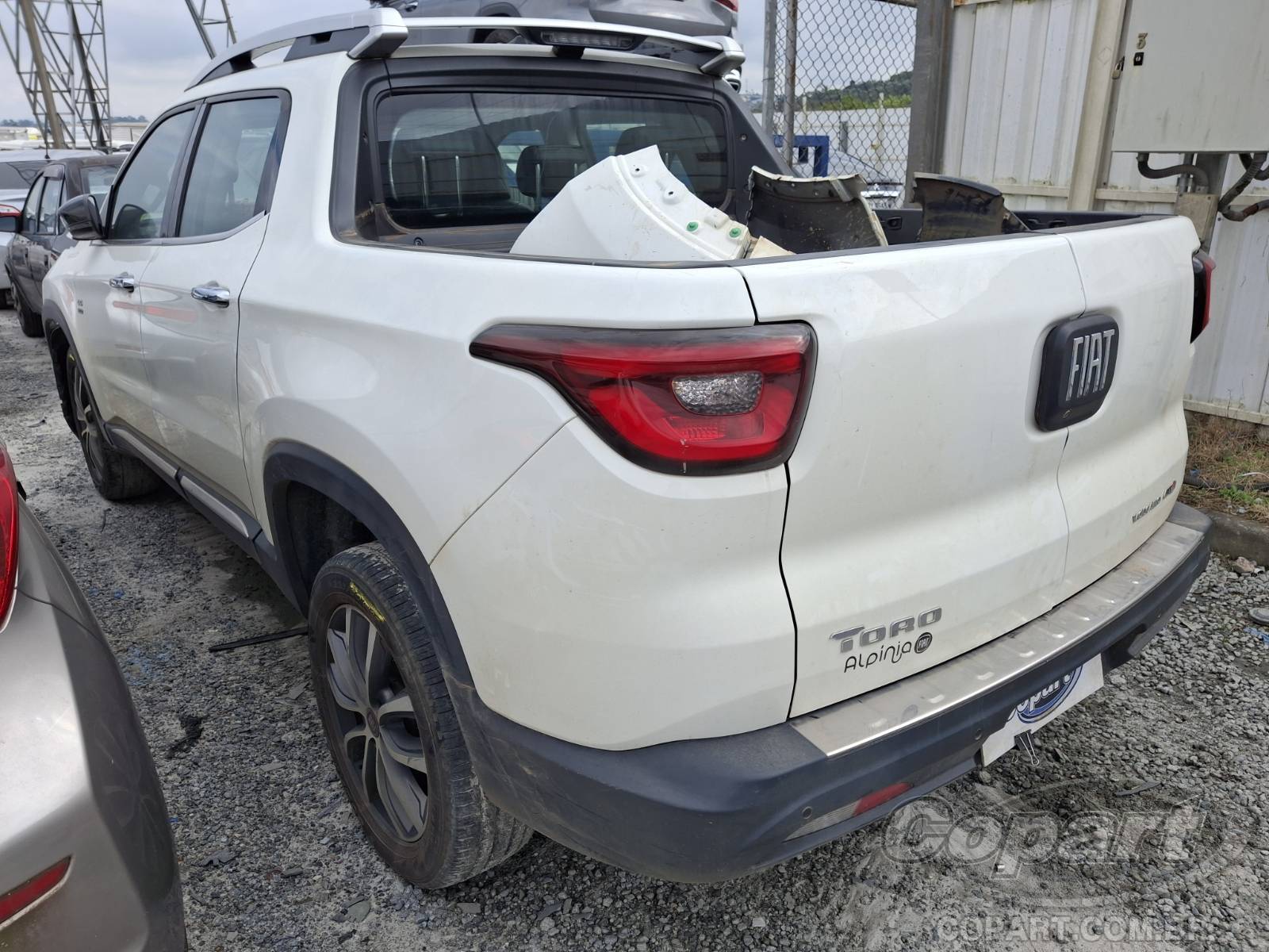 Foto 3: 2021 FIAT TORO