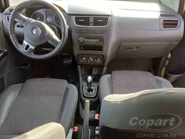 2010 VOLKSWAGEN FOX 