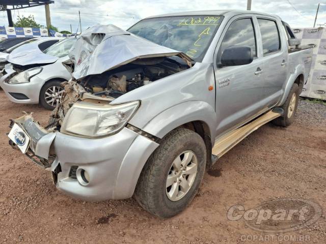 2015 TOYOTA HILUX CD 