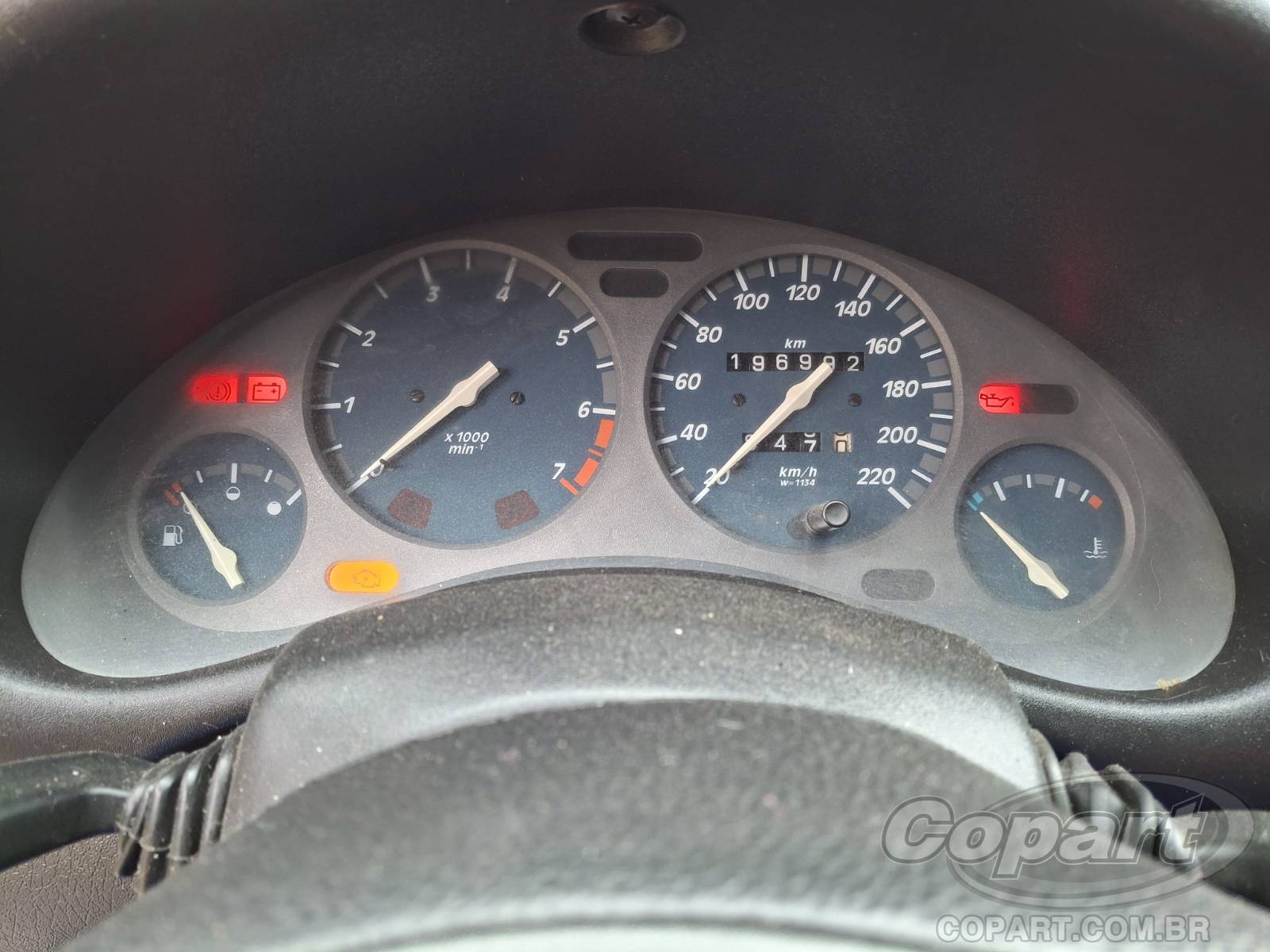 2004 CHEVROLET CORSA SEDAN — foto 8 de 15