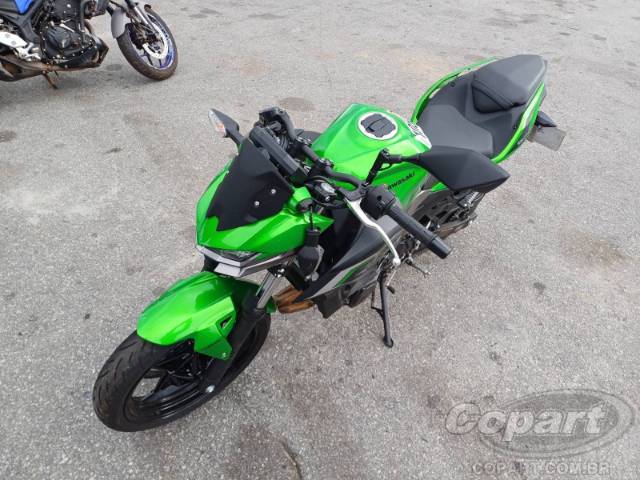 2025 KAWASAKI Z500 