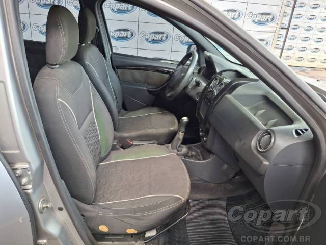 2016 RENAULT DUSTER OROCH 