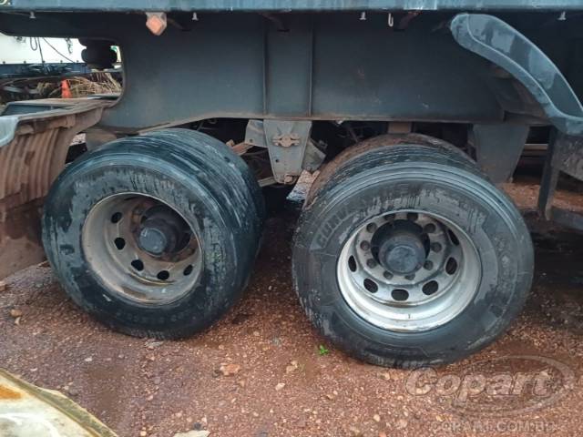 2016 GUERRA SEMI-REBOQUE 