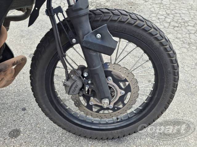 2025 KAWASAKI VERSYS-X 