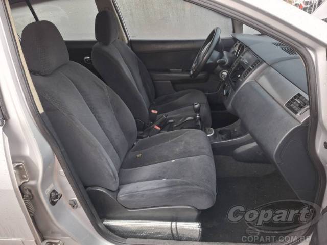 2011 NISSAN TIIDA 