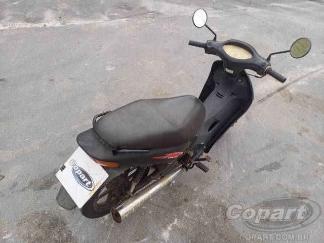 2005 HONDA C 100 