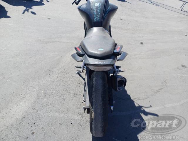 2024 HONDA CB 300F 