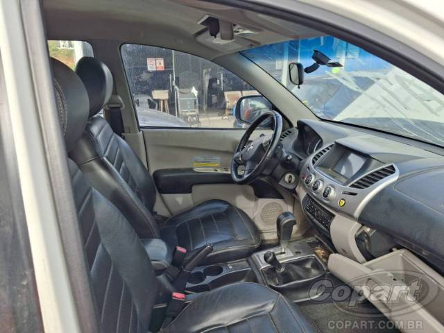 2015 MITSUBISHI L200 TRITON 