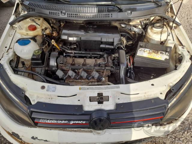 2016 VOLKSWAGEN VOYAGE 