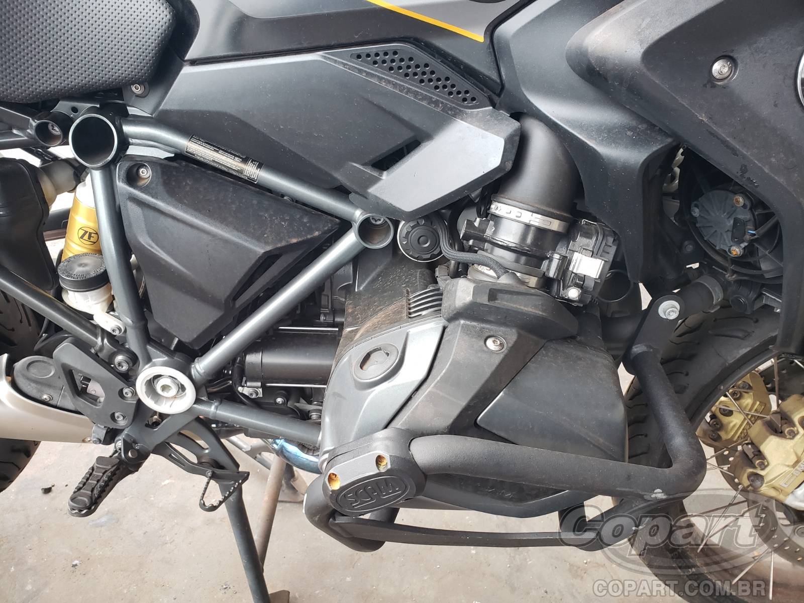 Foto 7 de 12: 2020 BMW R 1250