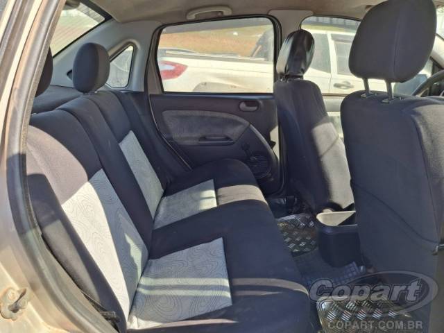 2010 FORD FIESTA SEDAN 