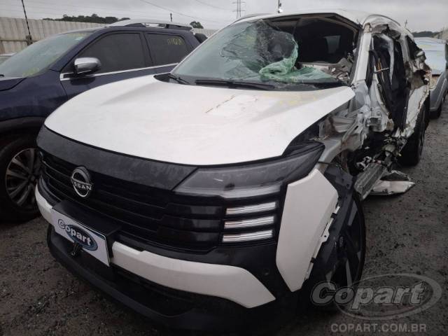 2026 NISSAN KICKS 