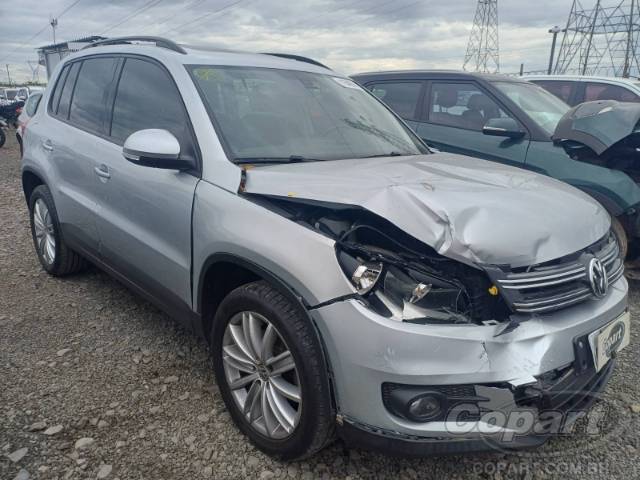 2017 VOLKSWAGEN TIGUAN 