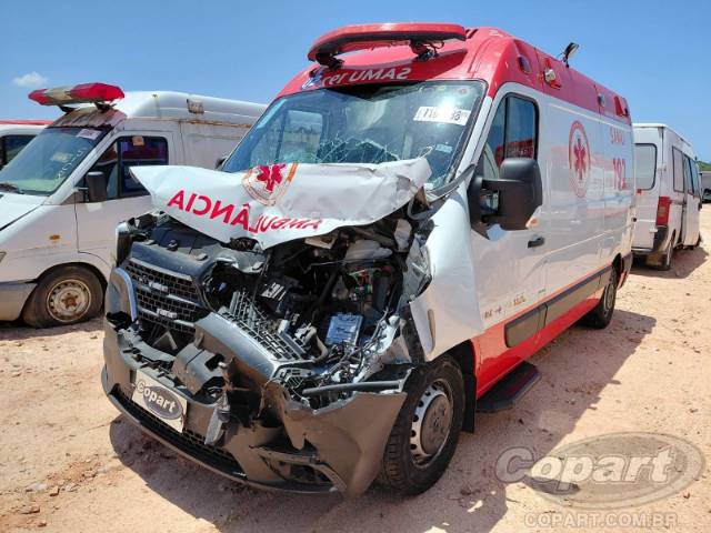 2025 RENAULT MASTER FURGAO 