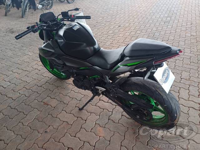 2025 KAWASAKI Z500 