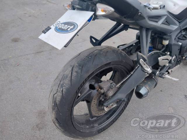 2015 TRIUMPH STREET TRIPLE 