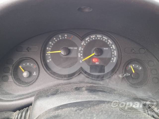 2010 CHEVROLET CLASSIC 