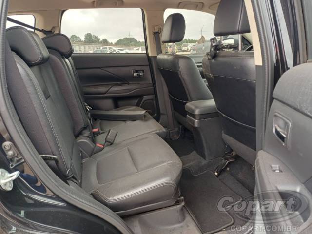 2016 MITSUBISHI OUTLANDER 