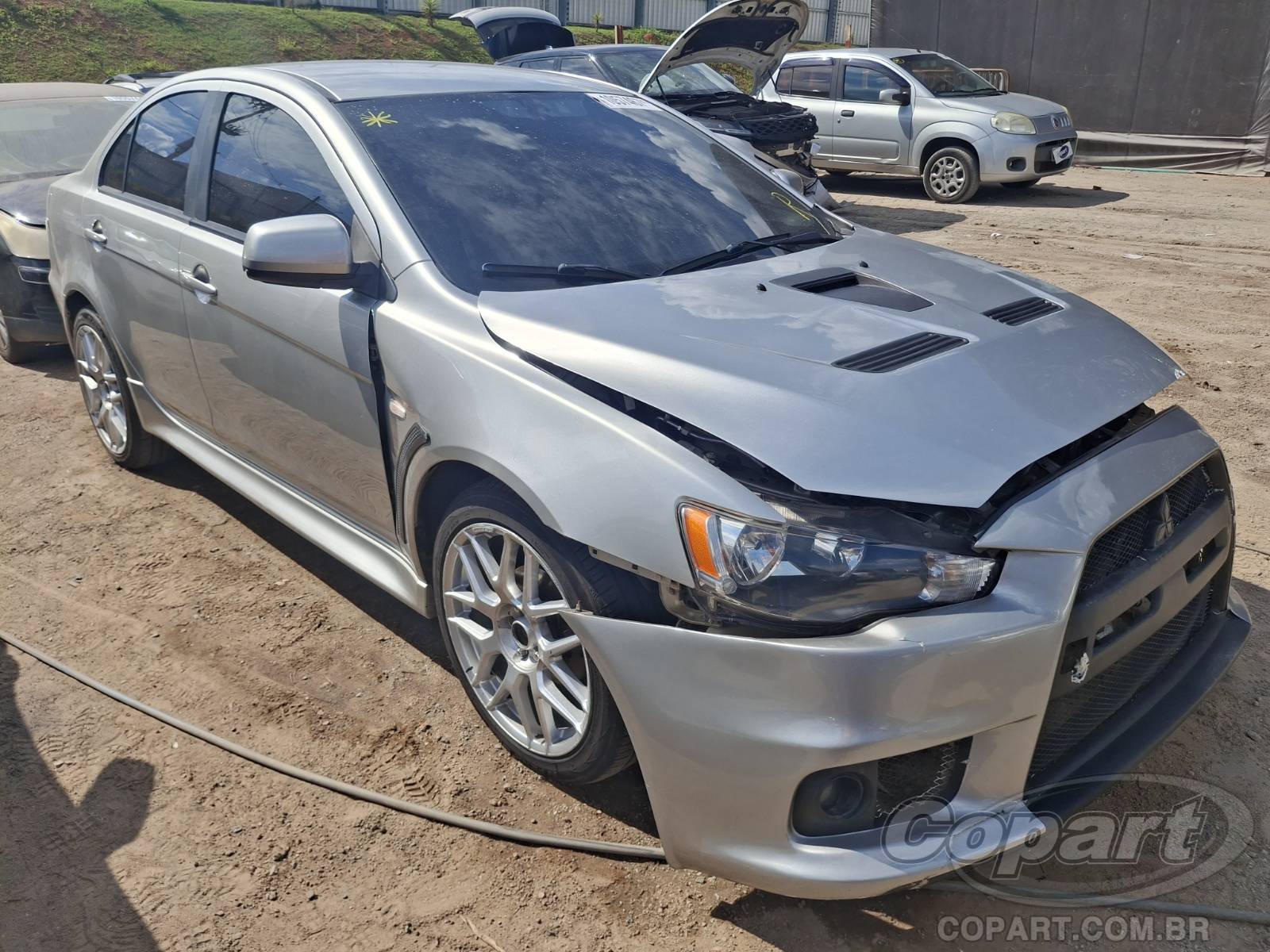 Mitsubishi Lancer 2.0 16V MIVEC 2012 Sinistrado