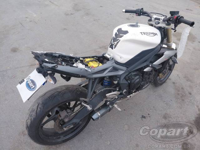 2015 TRIUMPH STREET TRIPLE 