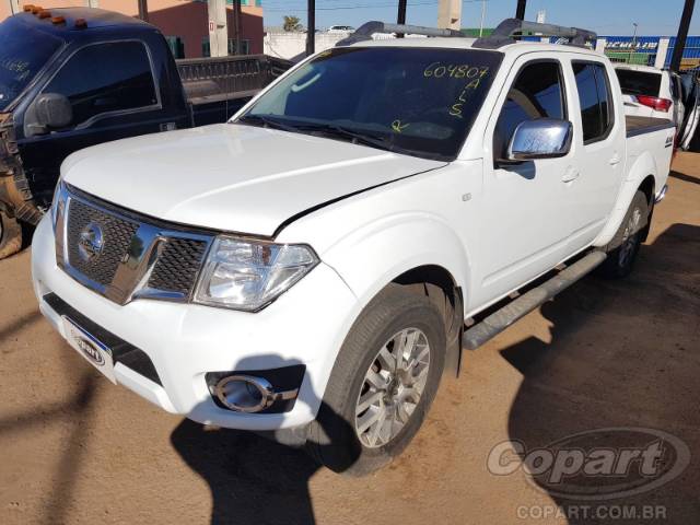 2016 NISSAN FRONTIER CD 