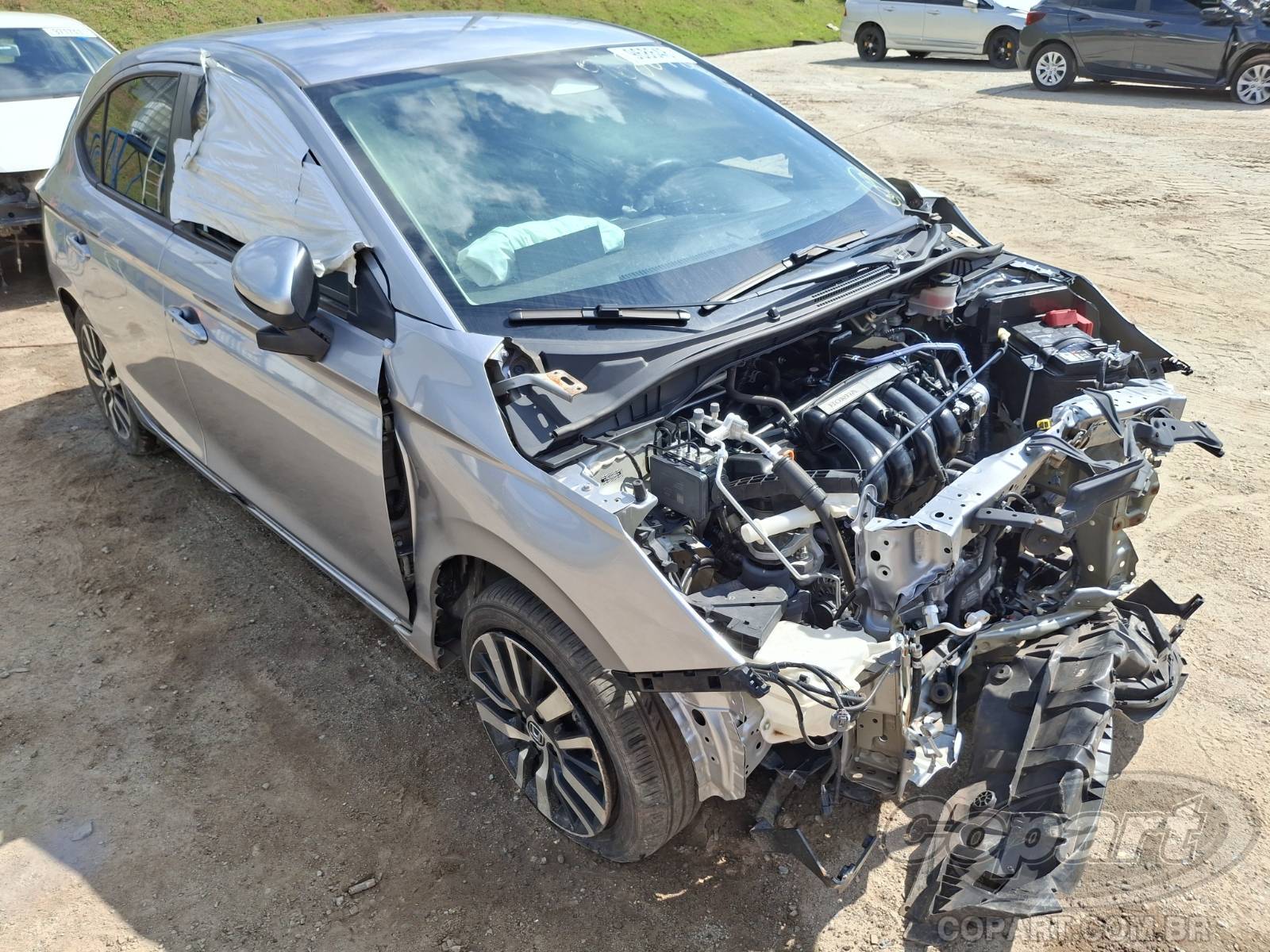 Honda City Hatchback Touring 1.5 16V i-VTEC 2023 Colisão Média Monta