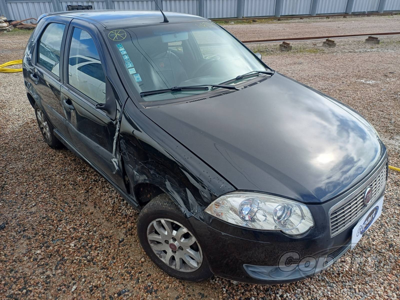 Veículo Fiat Palio FIAT PALIO 2010 Attractive 1.4 2011 em leilão