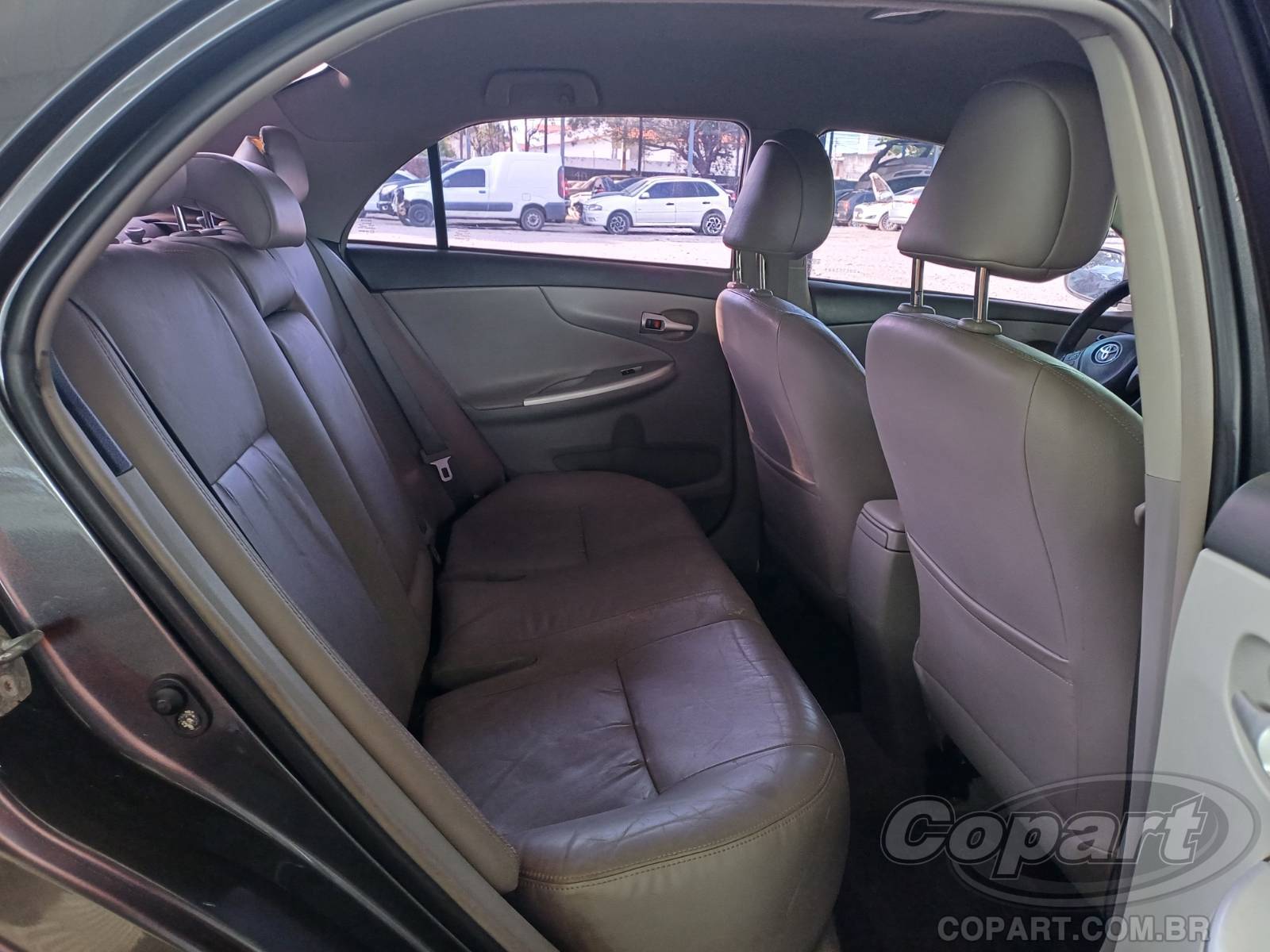 2013 TOYOTA COROLLA — foto 6 de 11